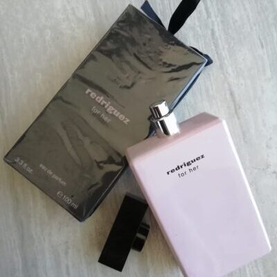 Redriguez for her 100ml (Pink Bottle) (scent inspired by Narcisco Rodriguez)